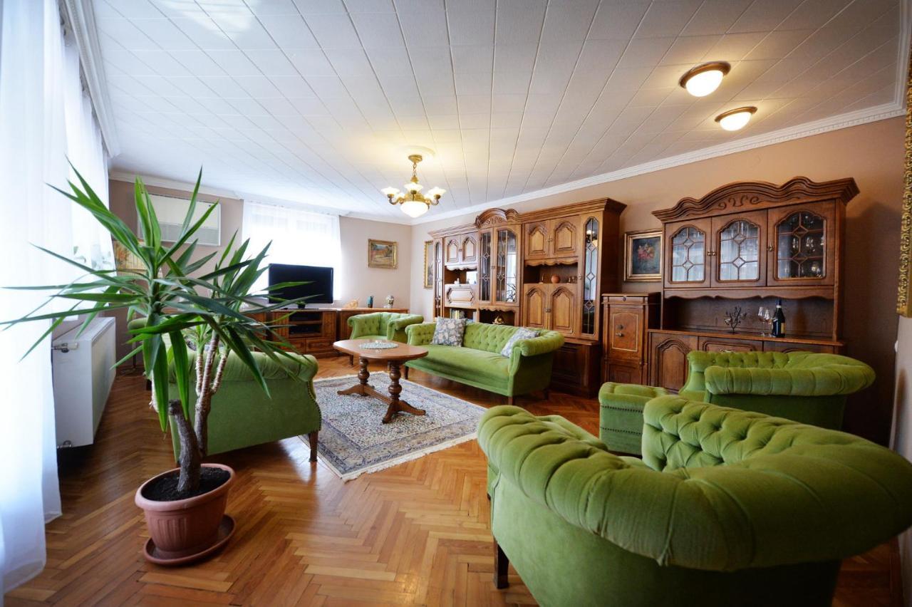 Hajduhegy Vendeghaz Apartment Eger Luaran gambar